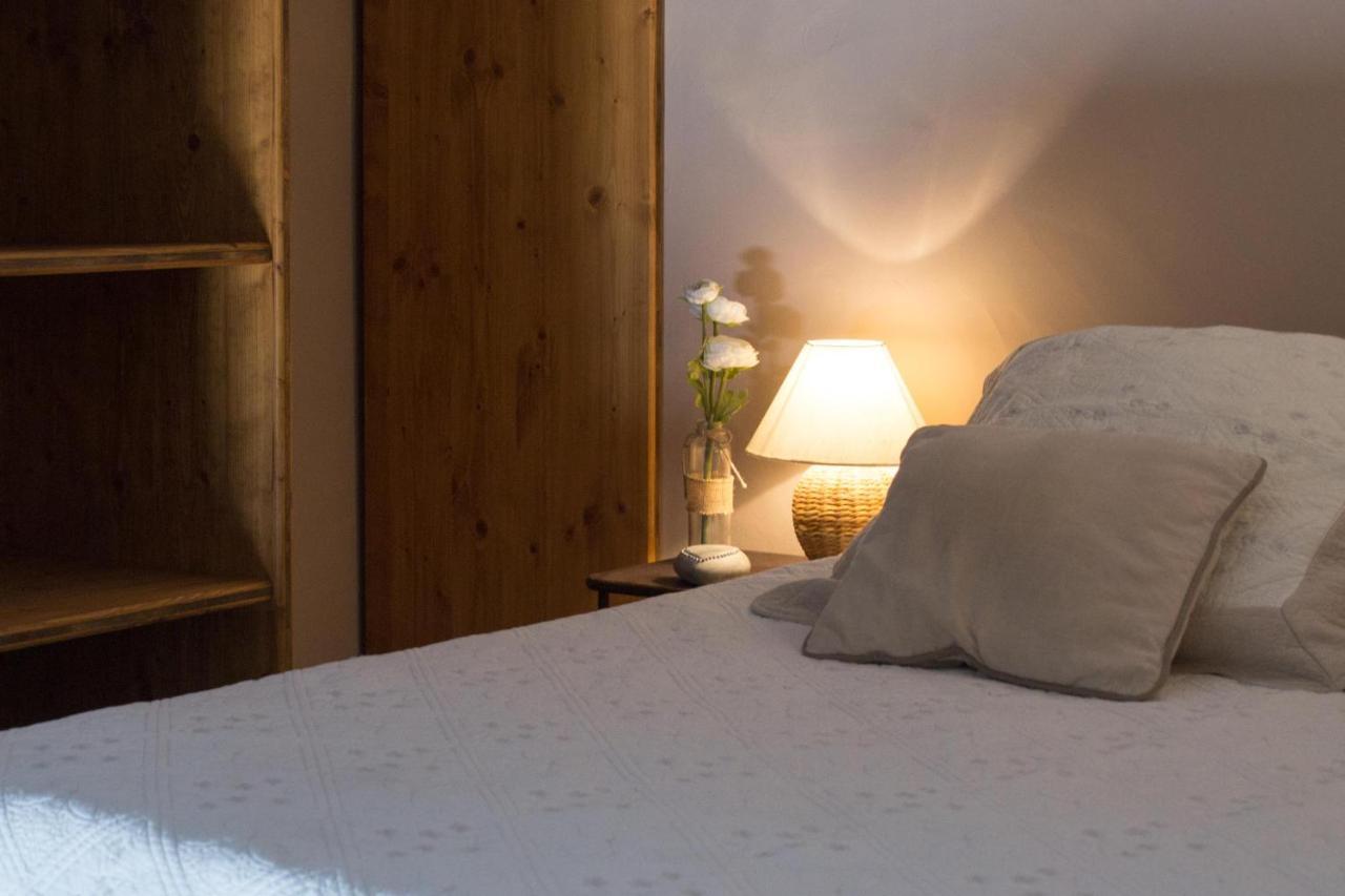 Le Bouquet De L Aromate Bed & Breakfast Joucas Dış mekan fotoğraf