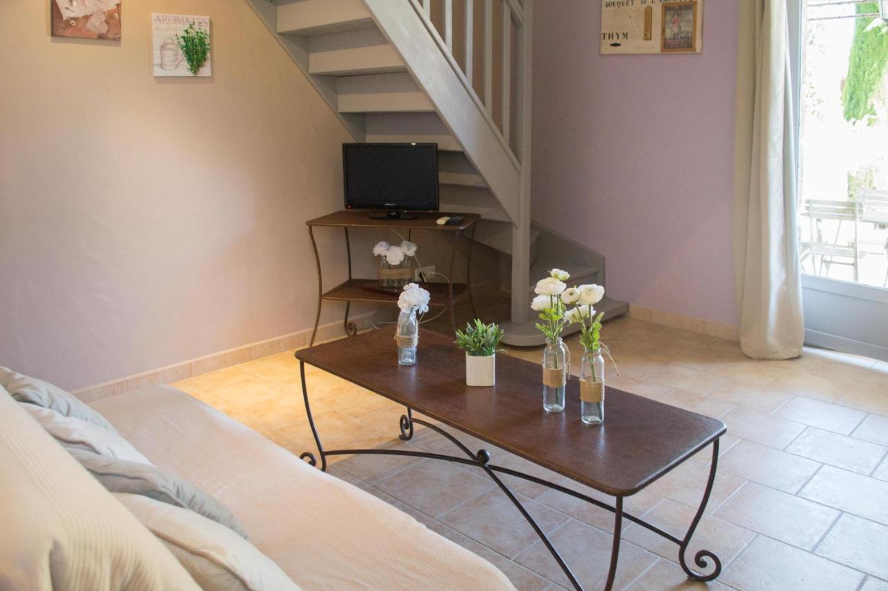 Le Bouquet De L Aromate Bed & Breakfast Joucas Dış mekan fotoğraf