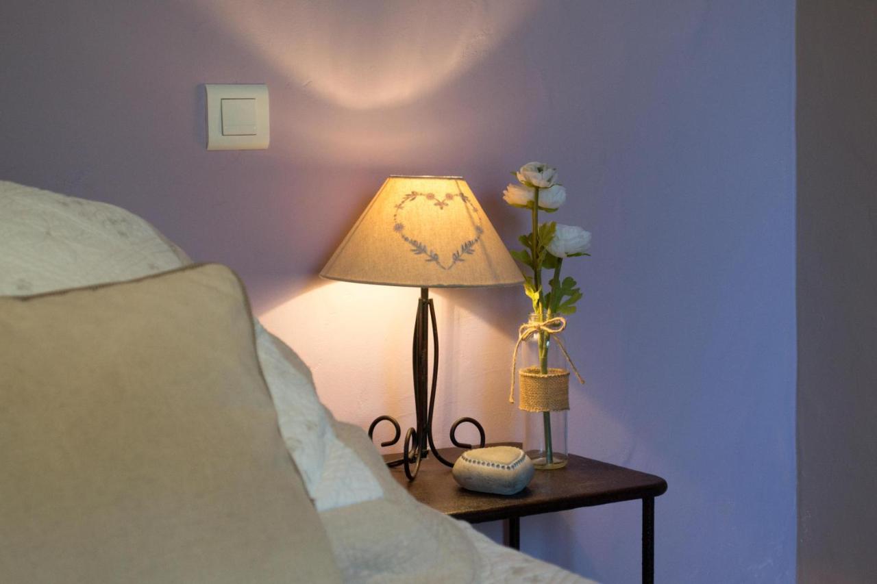 Le Bouquet De L Aromate Bed & Breakfast Joucas Dış mekan fotoğraf