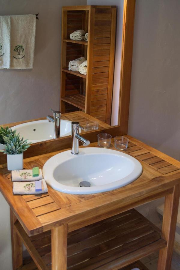 Le Bouquet De L Aromate Bed & Breakfast Joucas Dış mekan fotoğraf